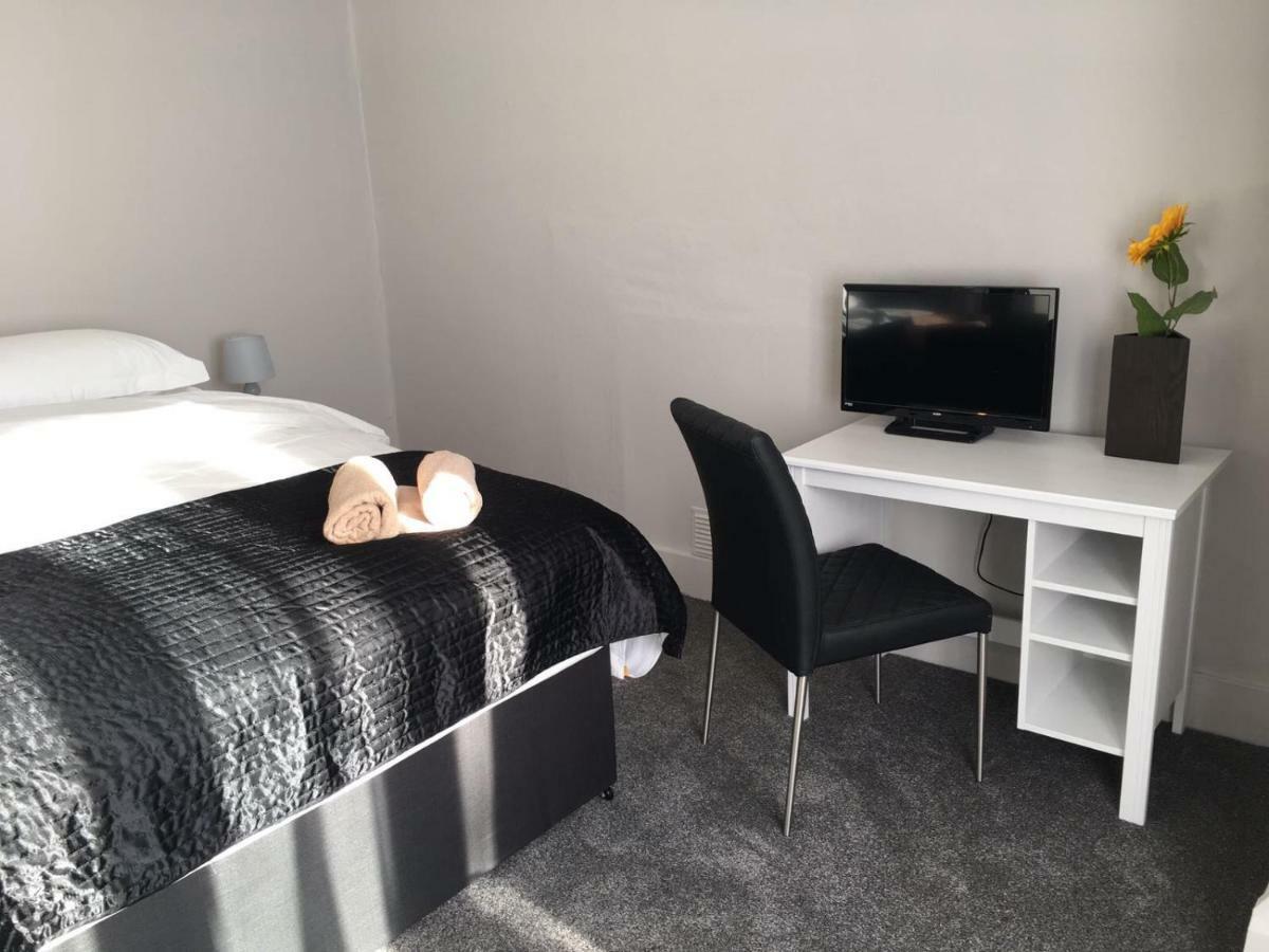 @33 Fab Townhouse Villa Holyhead Dış mekan fotoğraf